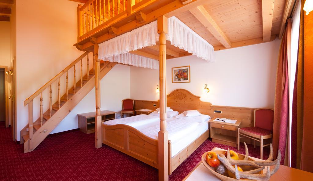Hotel Des Alpes La Villa  Luaran gambar